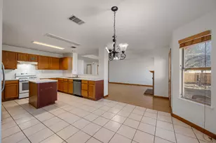 1402 Quicksilver Cir, Round Rock, TX 78665 - Photo 17