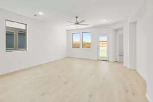 210 Hornet St, Elgin, TX 78621 - Photo 53