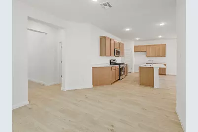 210 Hornet Street, Elgin, TX 78621 - Photo 7