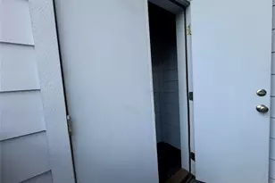 1208 E 2nd St, Austin, TX 78702 - Photo 25