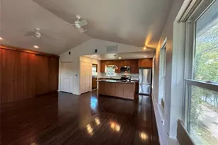 1208 E 2nd St, Austin, TX 78702 - Photo 3