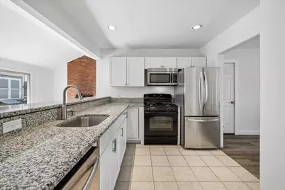 1411 Fairfield Drive, Austin, TX 78758 - Photo 9