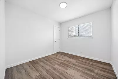 1411 Fairfield Drive, Austin, TX 78758 - Photo 13