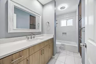 1411 Fairfield Dr, Austin, TX 78758 - Photo 15