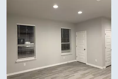 316 McLintock Road, Jarrell, TX 76537 - Photo 7