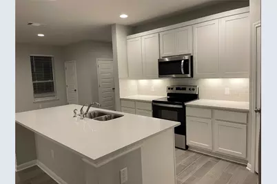 316 McLintock Road, Jarrell, TX 76537 - Photo 5