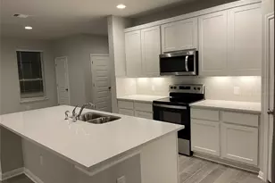 316 McLintock Rd, Jarrell, TX 76537 - Photo 5