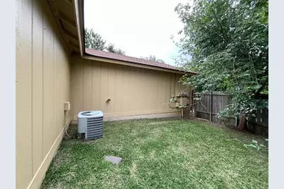 8005 West Gate Boulevard #B, Austin, TX 78745 - Photo 17
