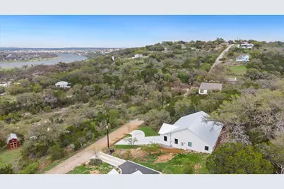 405 Taylor Drive, Horseshoe Bay, TX 78657 - Photo 5