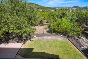211 Honey Creek Ct, Austin, TX 78738 - Photo 25