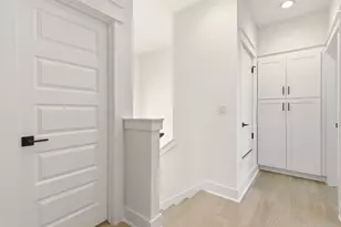 2608 Bristol Dr, Austin, TX 78723 - Photo 33