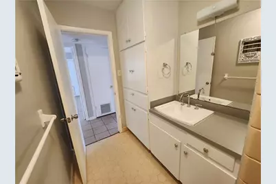 607 Nelray B Boulevard #B, Austin, TX 78751 - Photo 11