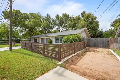 2507 Western Trails Boulevard, Austin, TX 78745 - Photo 9