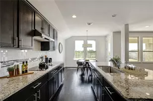 7219 Auburn Blaze Ln, Austin, TX 78744 - Photo 9