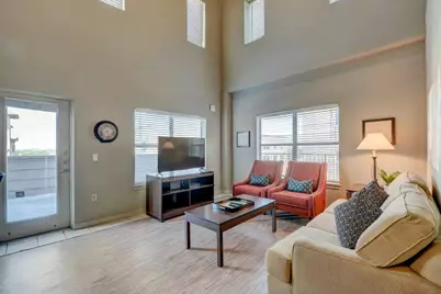 2515 Pearl #611, Austin, TX 78705 - Photo 11