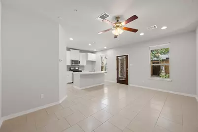 7220 Wyoming Springs Drive #504, Round Rock, TX 78681 - Photo 5