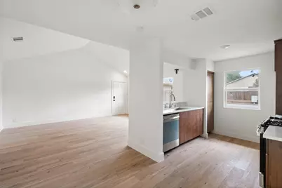 1800 Nicole Circle #B, Round Rock, TX 78664 - Photo 11