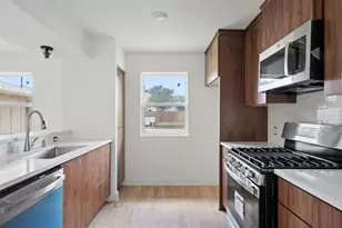 1800 Nicole Cir, Round Rock, TX 78664 - Photo 5