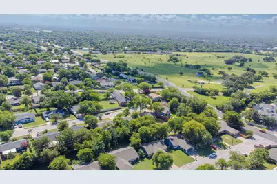 1800 Nicole Circle #B, Round Rock, TX 78664 - Photo 27