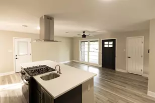 22 Steele St, Lampasas, TX 76550 - Photo 15
