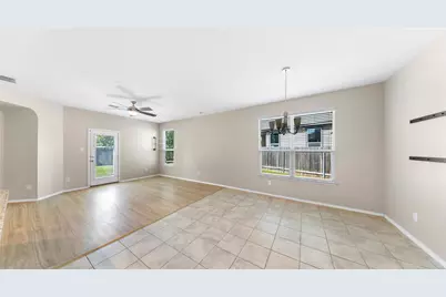 201 Bougainvillea Loop, Georgetown, TX 78626 - Photo 5