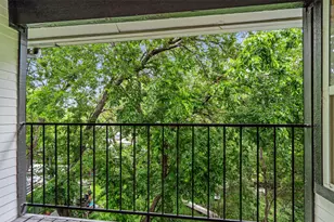 6409 Burns St, Austin, TX 78752 - Photo 17