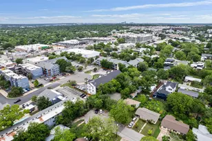 6409 Burns St, Austin, TX 78752 - Photo 27