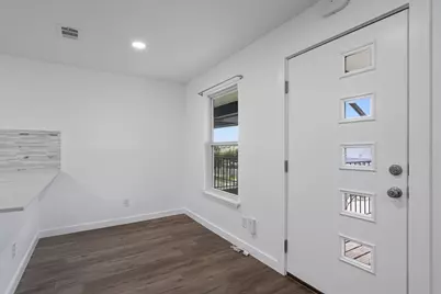 6409 Burns Street #304, Austin, TX 78752 - Photo 9