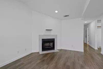 6409 Burns Street #304, Austin, TX 78752 - Photo 7