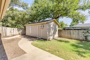 3602 Hillrock Dr, Round Rock, TX 78681 - Photo 23