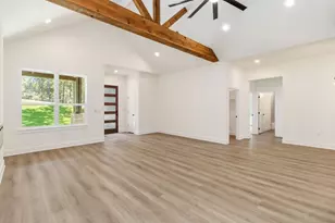 120 Anahulu Ln, Bastrop, TX 78602 - Photo 7