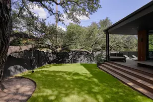 800 W James St, Austin, TX 78704 - Photo 31