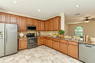 15208 Bowling Ln, Lakeway, TX 78734 - Photo 5
