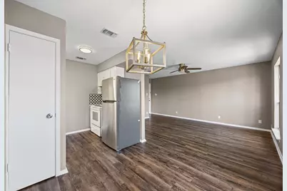 5215 Saint Georges Green #D, Austin, TX 78745 - Photo 7