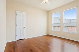 125 Indian Paintbrush Trl, Georgetown, TX 78628 - Photo 7