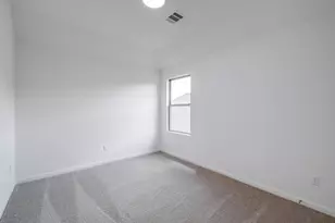197 Hornet St, Elgin, TX 78621 - Photo 25