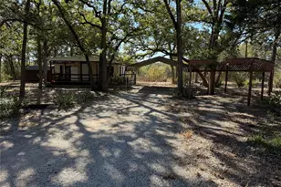 122 Pawnee Ct, Smithville, TX 78957 - Photo 1