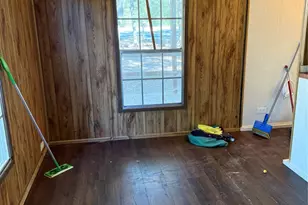 122 Pawnee Ct, Smithville, TX 78957 - Photo 5