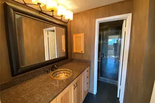 807 W 25th St, Austin, TX 78705 - Photo 7