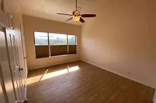 807 W 25th St, Austin, TX 78705 - Photo 5