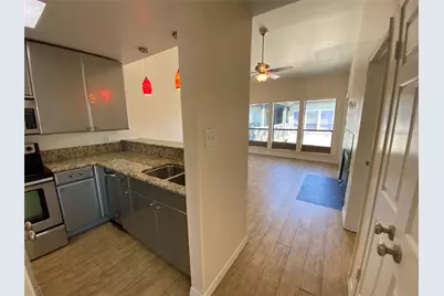807 W 25th Street #308, Austin, TX 78705 - Photo 15