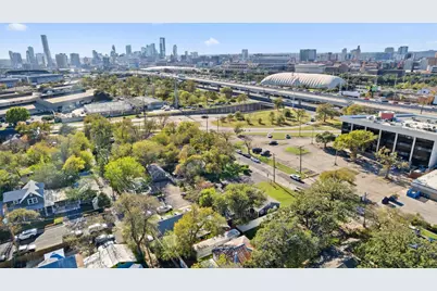 1202 E 29th Street #B, Austin, TX 78722 - Photo 31