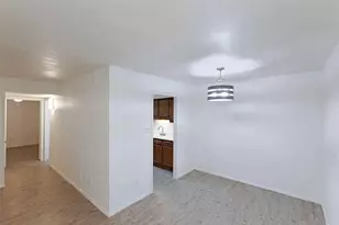 8405 Bent Tree Rd, Austin, TX 78759 - Photo 5