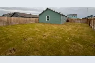 420 Halfmoon Drive, Lockhart, TX 78644 - Photo 5