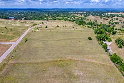 703 Summit Springs Drive, Marble Falls, TX 78654 - Photo 3