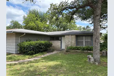 2109 Murray Avenue, Rockdale, TX 76567 - Photo 3