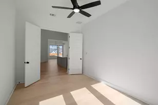 318 Wood Thrush Run, Kyle, TX 78640 - Photo 23