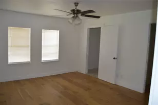 245 Flaming Oak Dr, Bastrop, TX 78602 - Photo 7