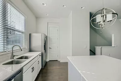 1408 Waterloo Shore Lane #7, Austin, TX 78741 - Photo 17