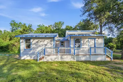 877 Yaupon Drive, Caldwell, TX 77836 - Photo 5